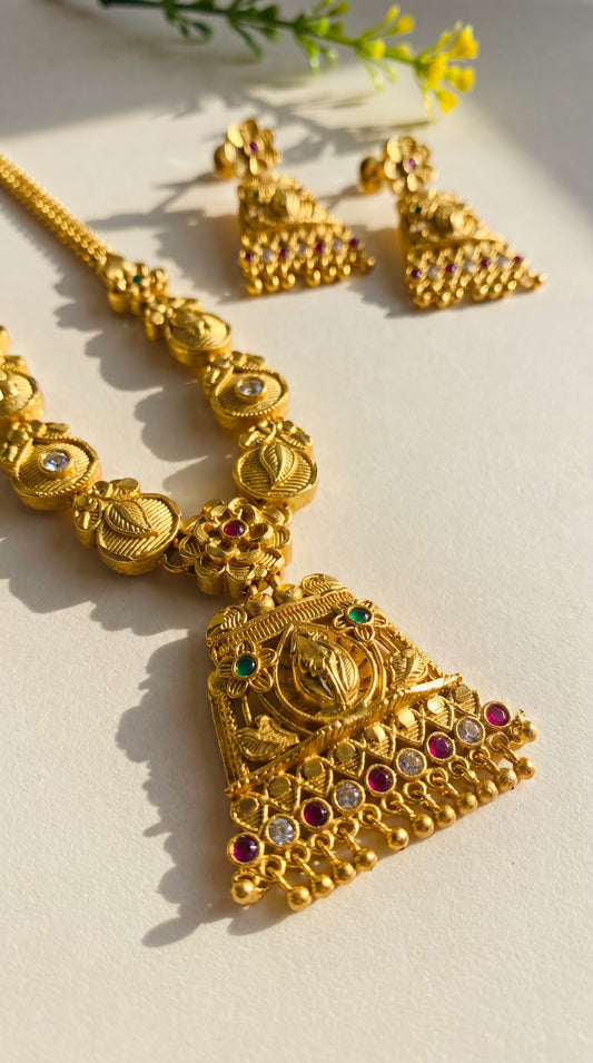 Vintara Filigree Bridal Necklace Set
